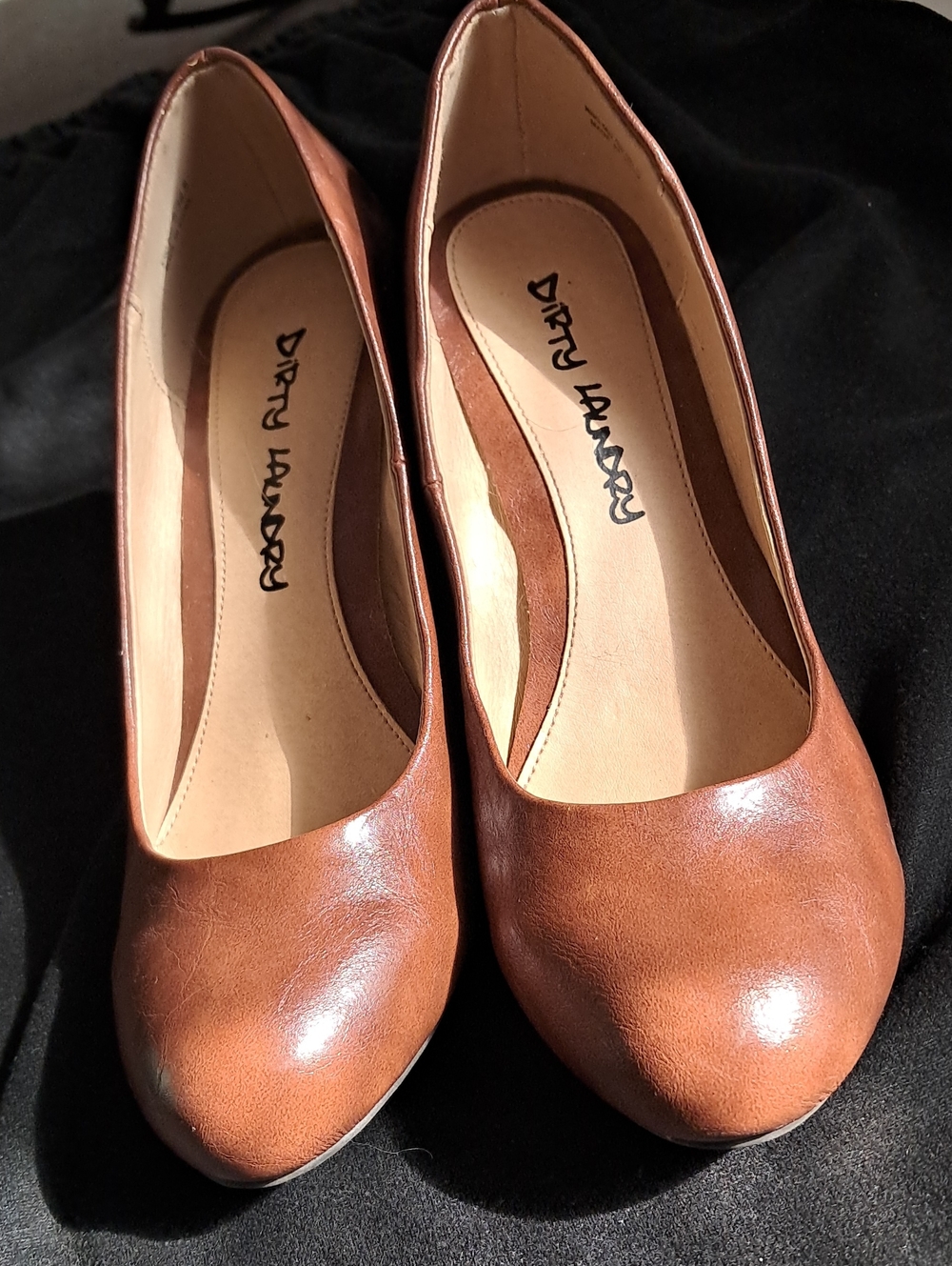Dirty Laundry Women’s Brown Round-Toe Leather Pumps